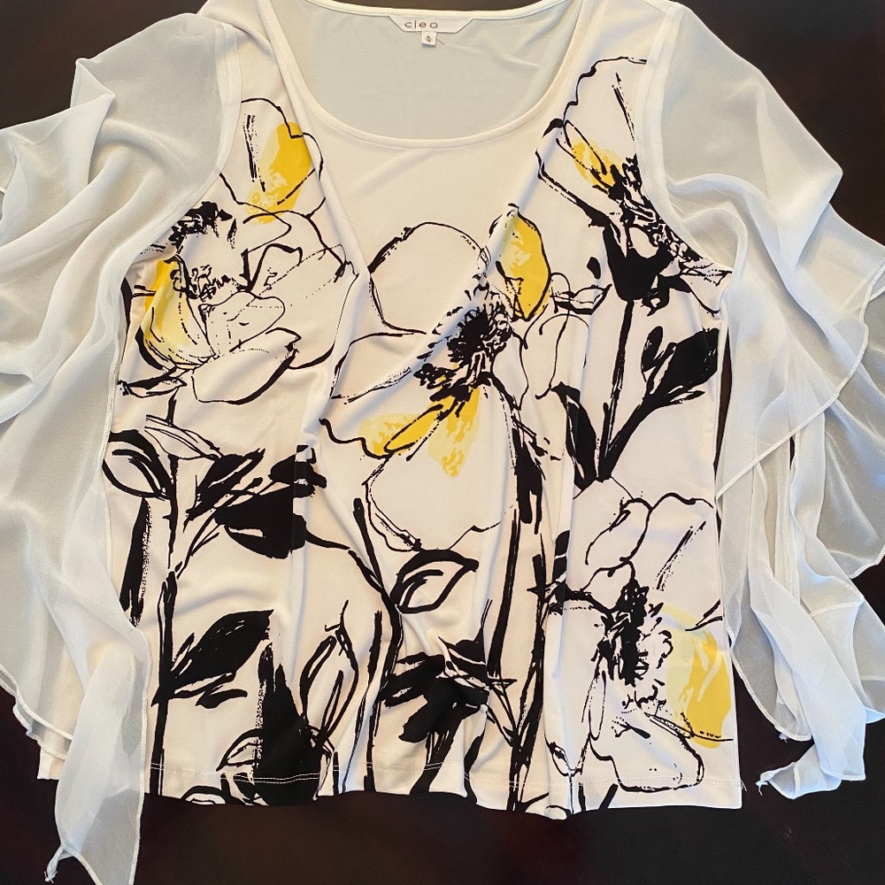 Ladies Blouse - Picture 2 of 3